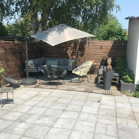 Big Basement With Privat Bathroom Munkebo