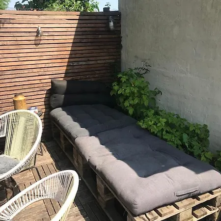 Pansiyon Big Basement With Privat Bathroom *